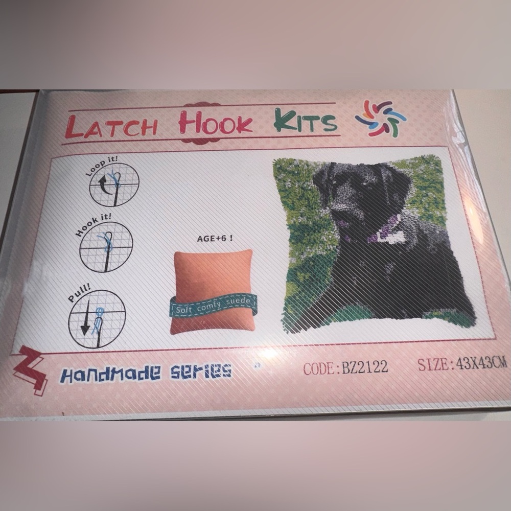 Latch Hook Kit - Black Dog Design.